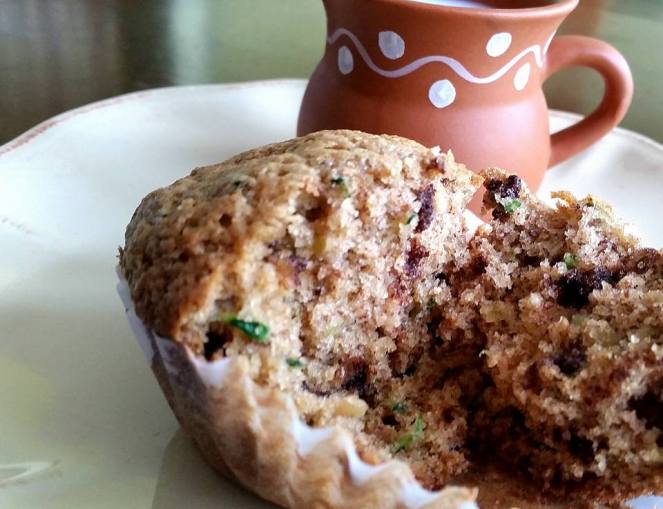 zucchini muffins 4